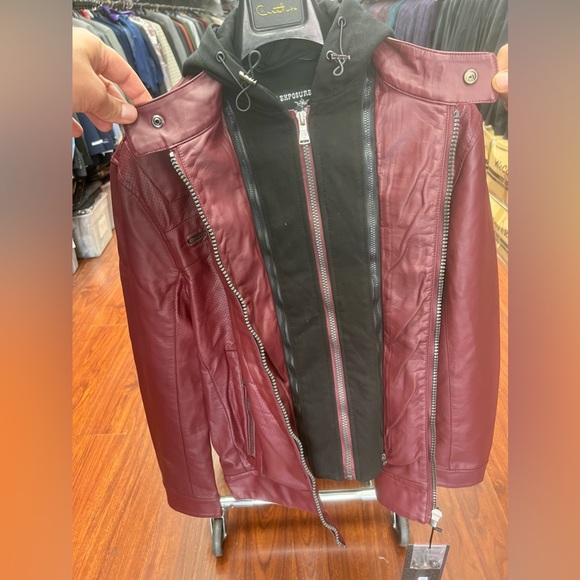 Men’s burgundy and Black PU Leather Casual Jacket with removable Hoodie - Picture 3 of 5